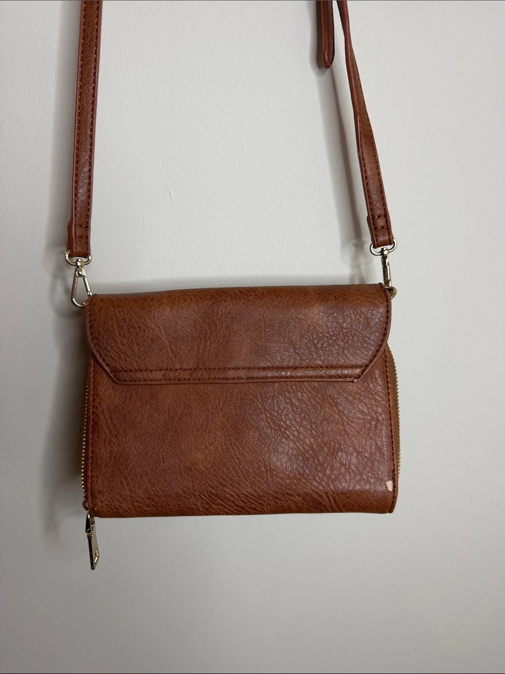 Urban Expressions Brown Leather-Look Crossbody Bag